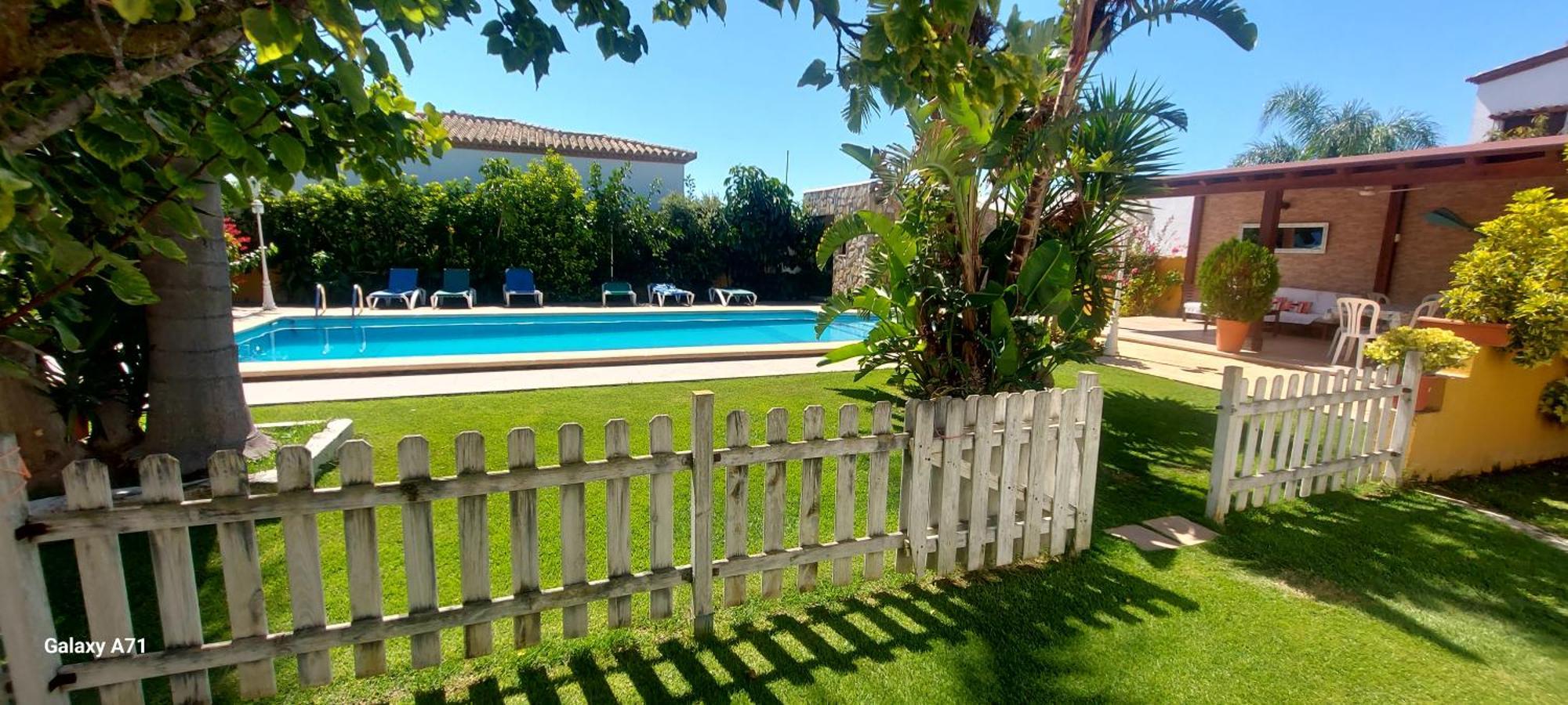 Chalet La Huerta Con Piscina Y Wifi Conil de la Frontera Kültér fotó
