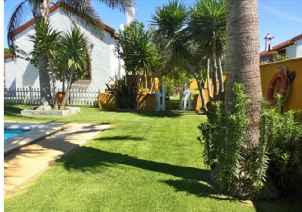 Chalet La Huerta Con Piscina Y Wifi Conil de la Frontera Kültér fotó