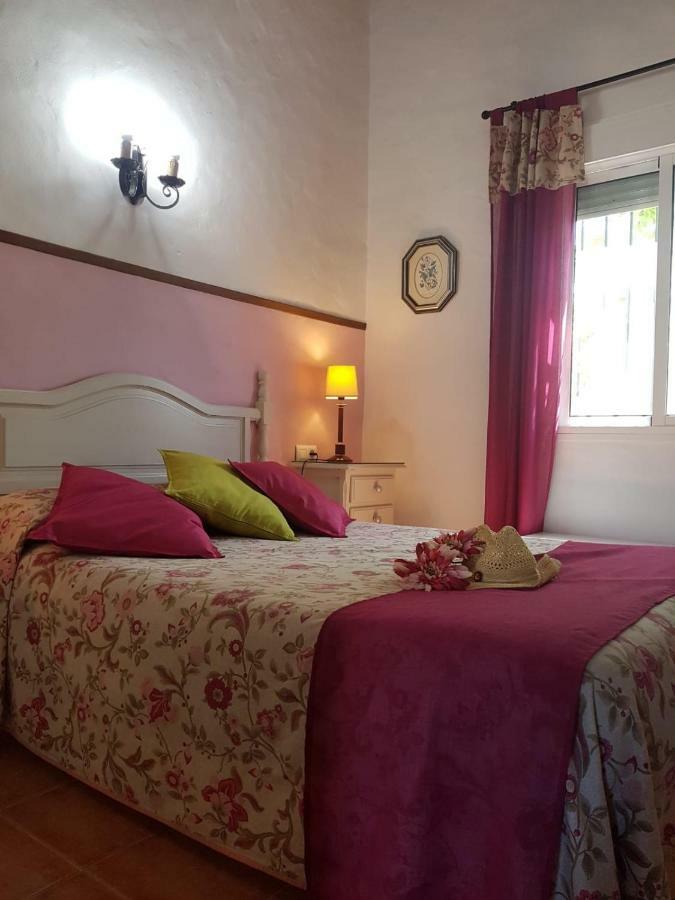 Chalet La Huerta Con Piscina Y Wifi Conil de la Frontera Kültér fotó