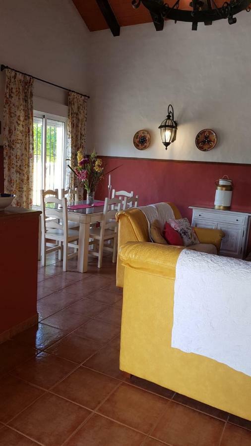 Chalet La Huerta Con Piscina Y Wifi Conil de la Frontera Kültér fotó